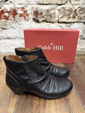 Cobb Hill Laurel Rivet Ankle Boots Black Leather Booties Studded Biker Comfort